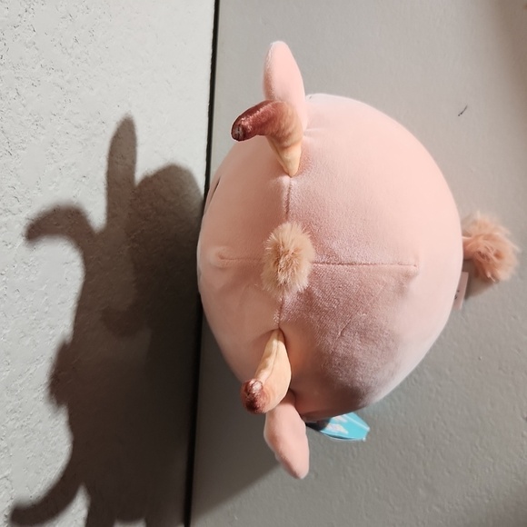 Squishmallow Howland Cow New - Picture 4 of 10